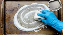 Trött på fett i plåten? Blanda dessa två ingredienser så försvinner fettet helt